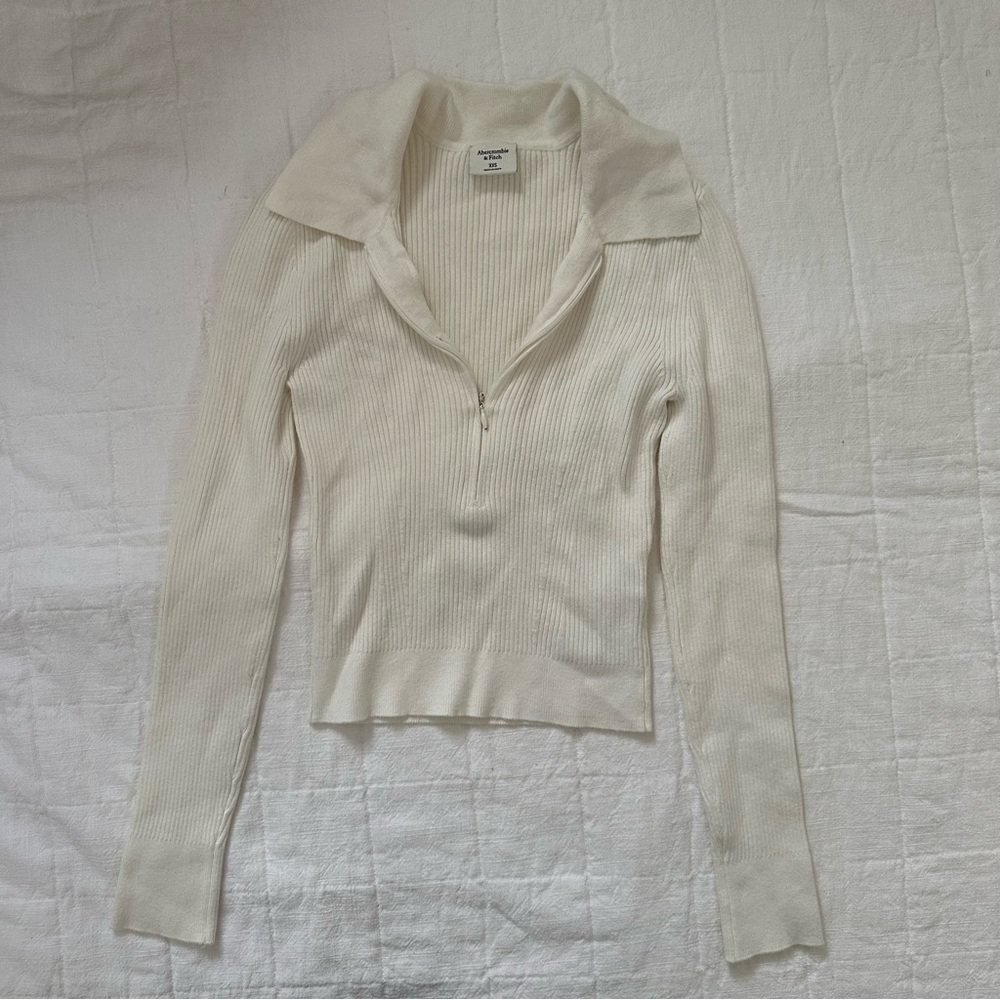 A&F Soft Ribbed 1/2 Zip Polo Long Sleeve Top